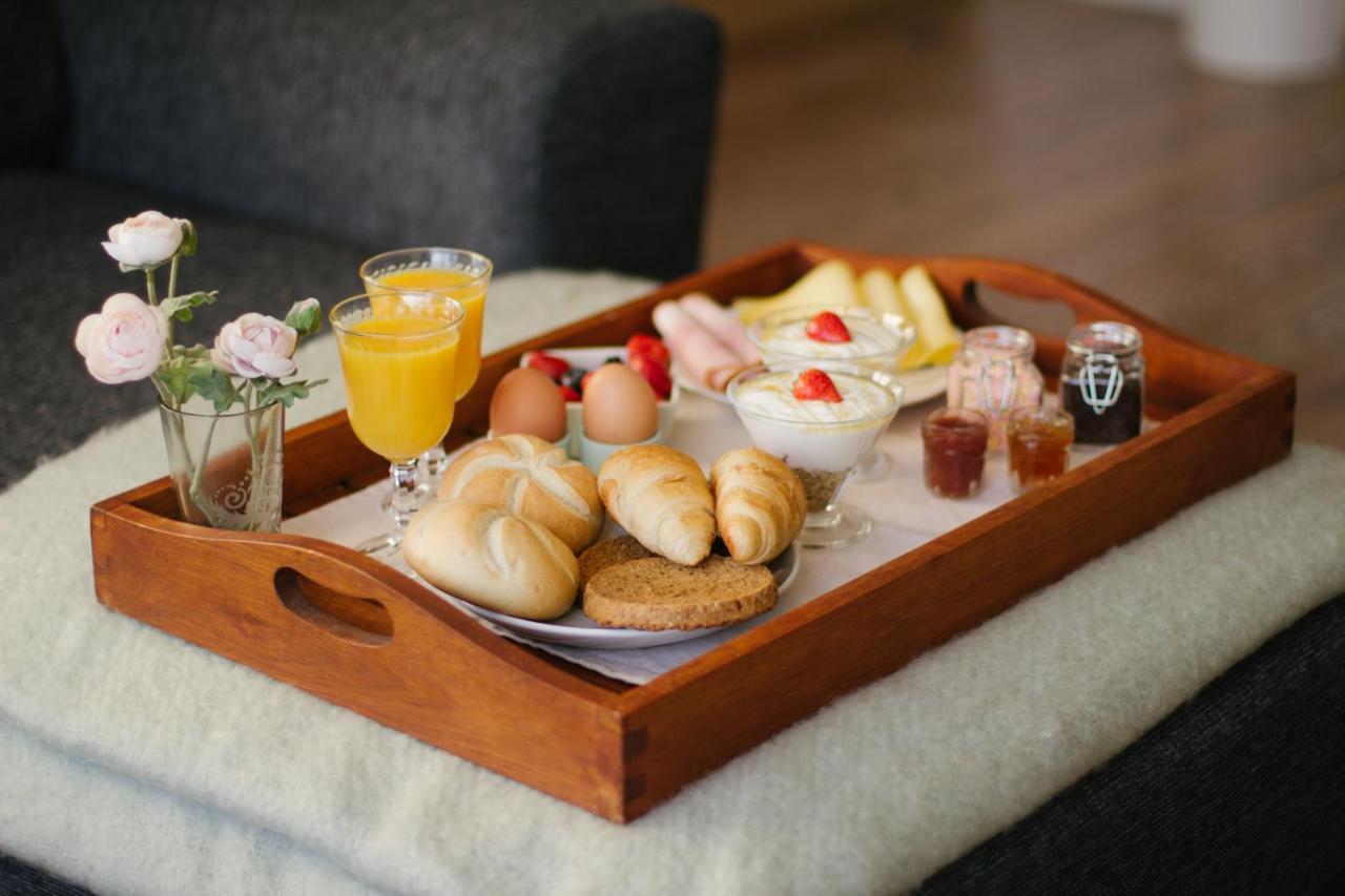 Katlijk T'Hus Bed & Breakfast מראה חיצוני תמונה
