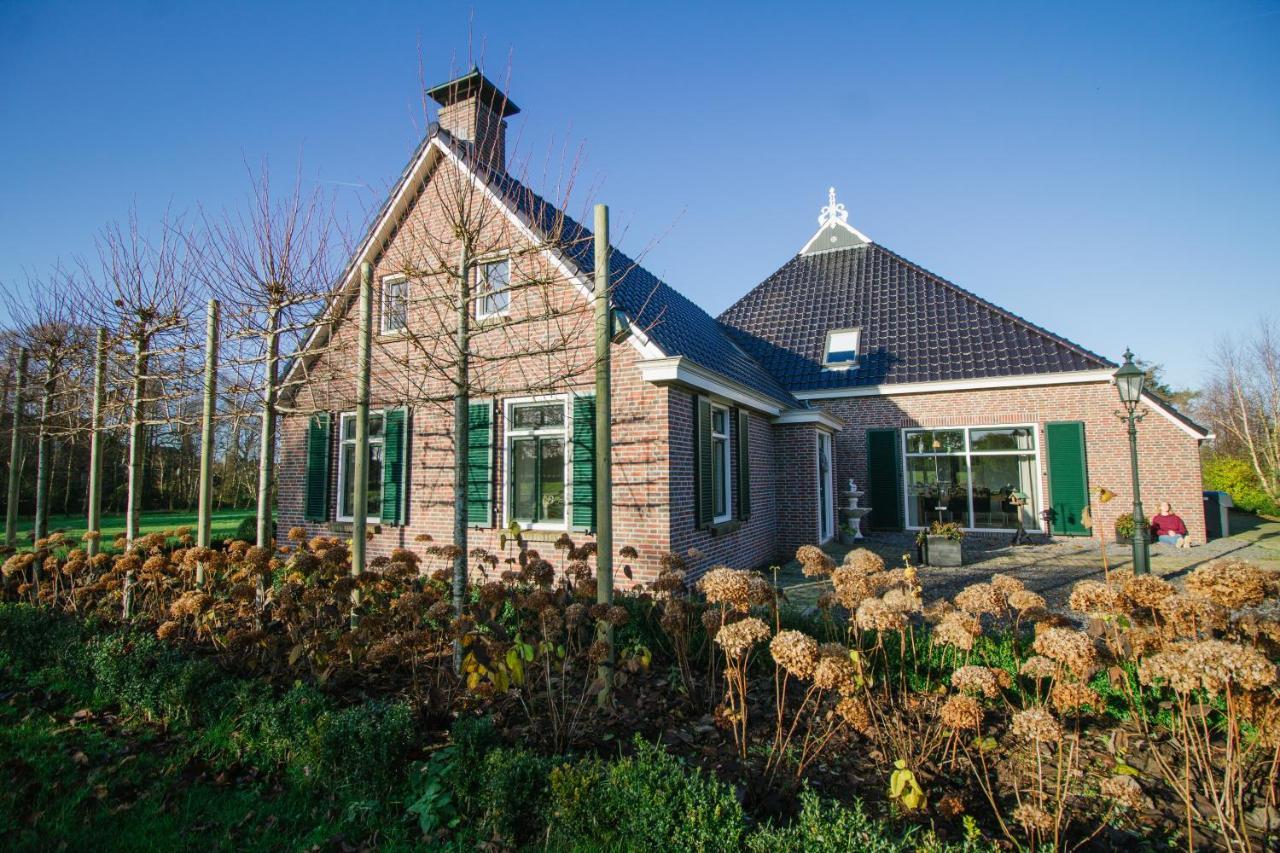 Katlijk T'Hus Bed & Breakfast מראה חיצוני תמונה