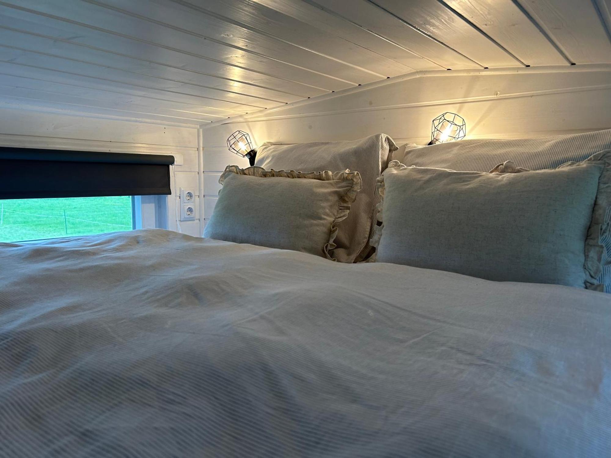 Katlijk T'Hus Bed & Breakfast מראה חיצוני תמונה