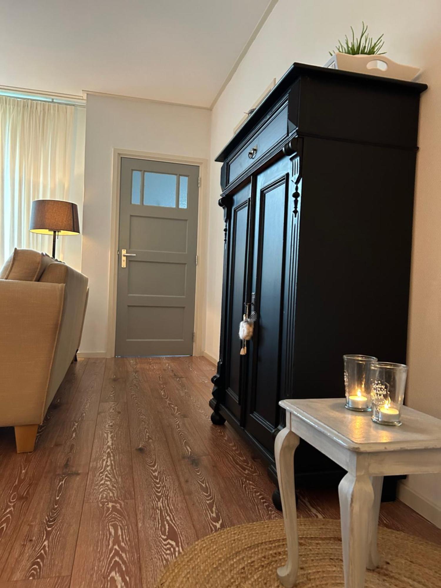 Katlijk T'Hus Bed & Breakfast מראה חיצוני תמונה