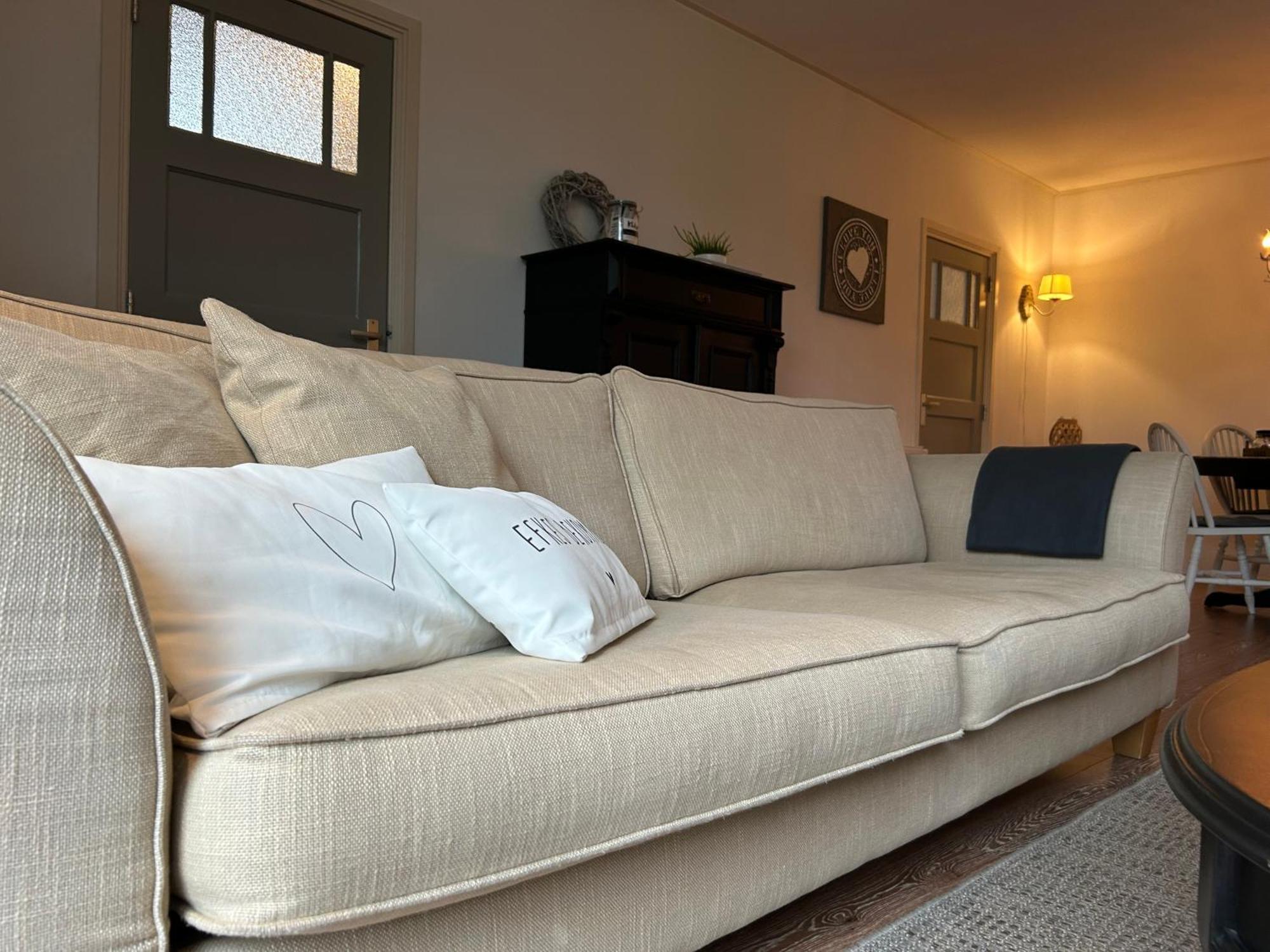 Katlijk T'Hus Bed & Breakfast מראה חיצוני תמונה